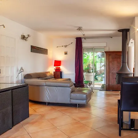 Vila Type Tropezienne 300m